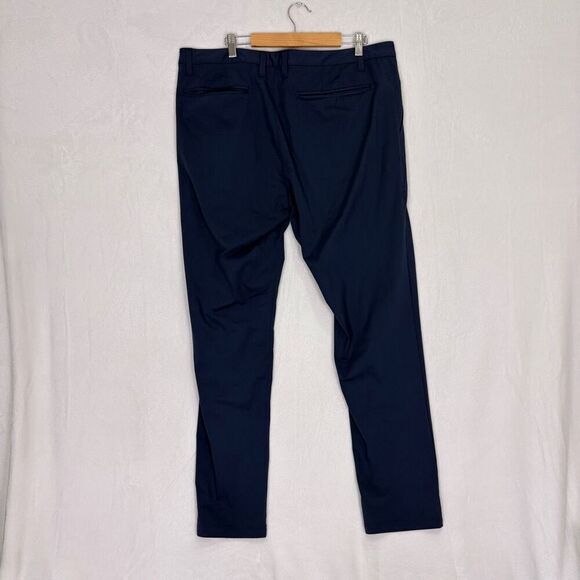 Rhone Men's Blue Straight Leg Golf Athletic Pants Size 38 x 31.5" Inseam - Picture 8 of 14